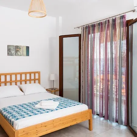 Apartment Avli *