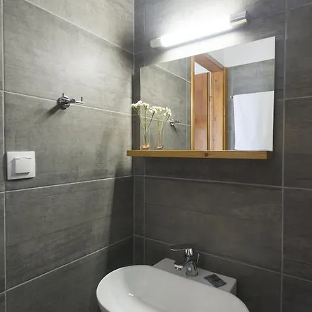 Avli Apartment