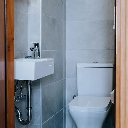 Avli Apartment